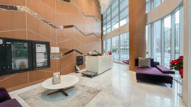 805 68 SMITHE STREET - photo 4 of 20