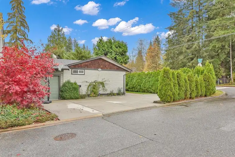 4810 201 STREET - photo 2 of 40