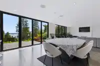 2234 PALMERSTON AVENUE - thumbnail 13