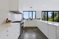2234 PALMERSTON AVENUE - thumbnail 18