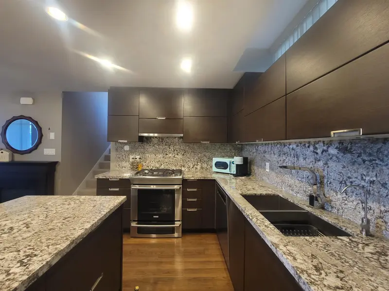 TH2 2077 ROSSER AVENUE - photo 3 of 25