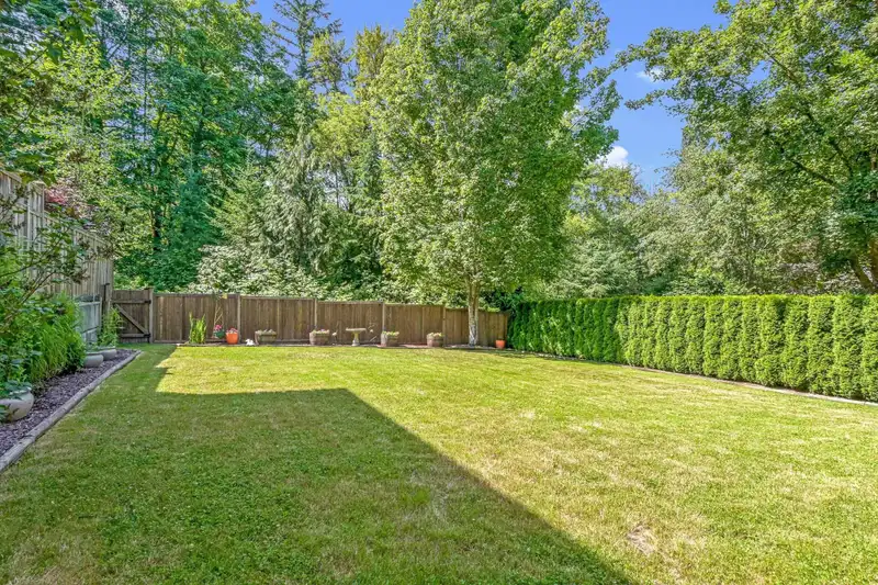 23896 117B AVENUE - photo 2 of 35