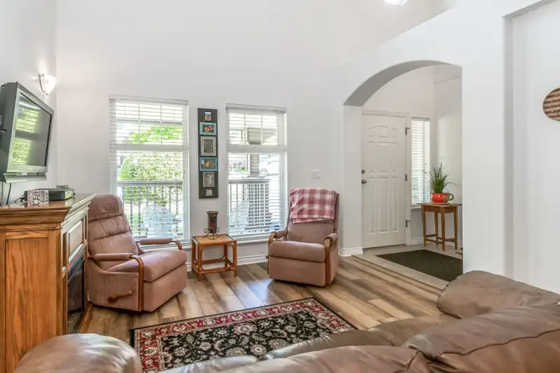 23896 117B AVENUE - photo 4 of 35