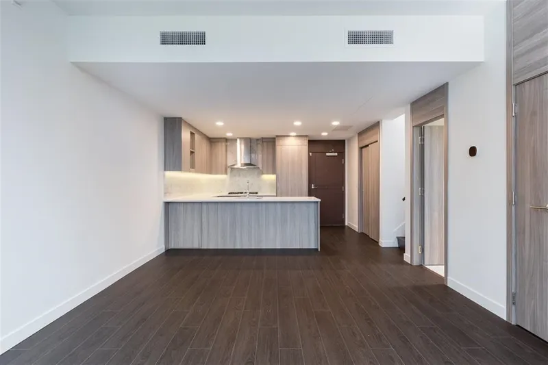 201 3300 KETCHESON ROAD - photo 2 of 25