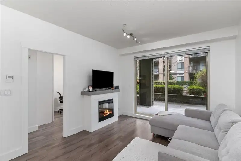 112 7478 BYRNEPARK WALK - photo 1 of 27