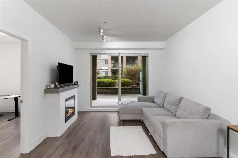 112 7478 BYRNEPARK WALK - photo 2 of 27