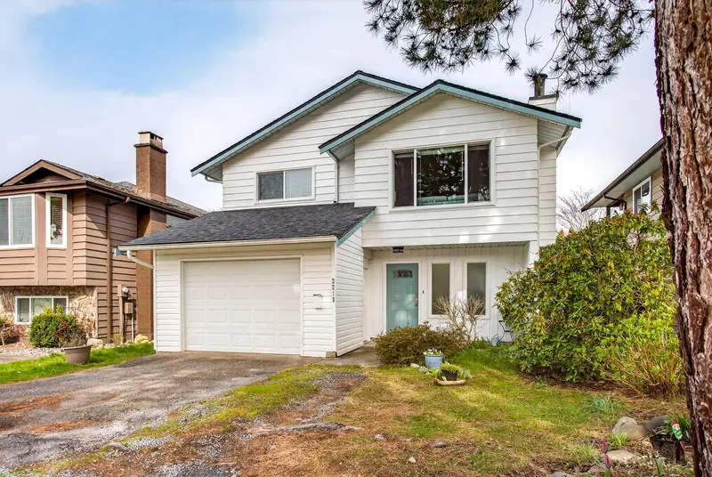 3219 HARWOOD AVENUE - photo 3 of 25