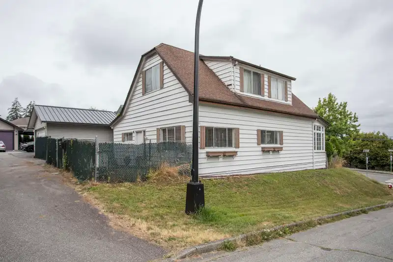 12393 GRAY STREET - photo 1 of 31