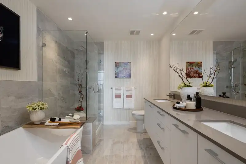 128 3637 SHEFFIELD AVENUE - photo 2 of 15