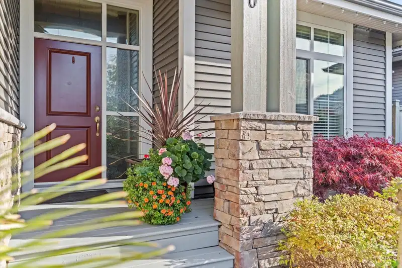 5440 CHINOOK STREET - photo 4 of 35