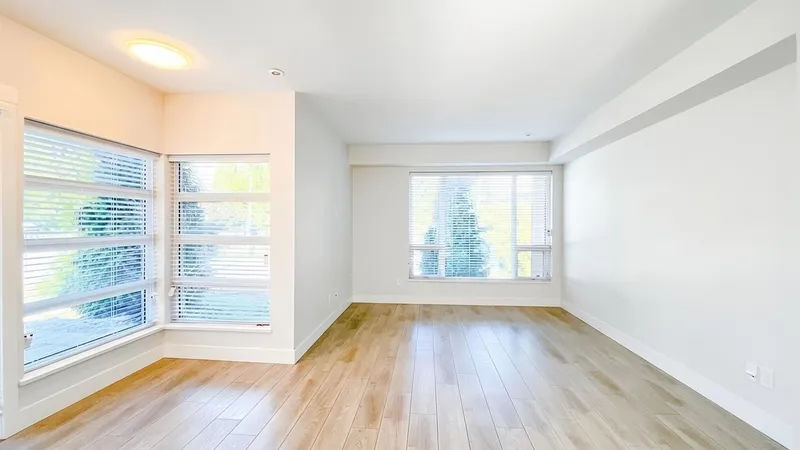 1 70 SEAVIEW DRIVE - photo 4 of 25