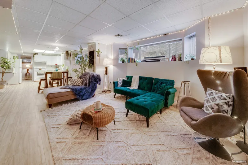 8569 141A STREET - photo 1 of 25