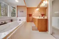 8569 141A STREET - thumbnail 6