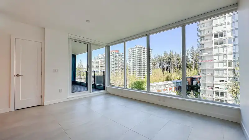 804 5629 BIRNEY AVENUE - photo 2 of 25