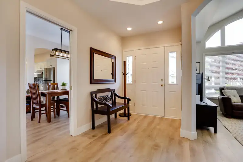 27 1881 144 STREET - photo 3 of 27