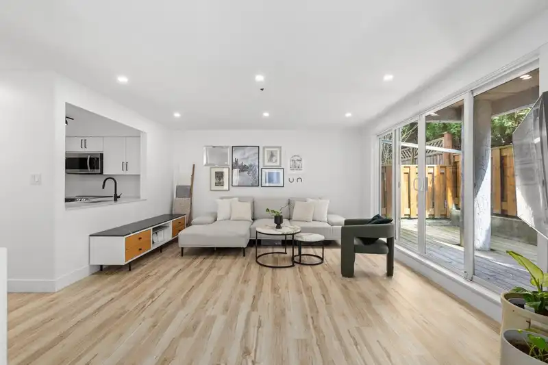 101 3505 W BROADWAY - photo 4 of 40