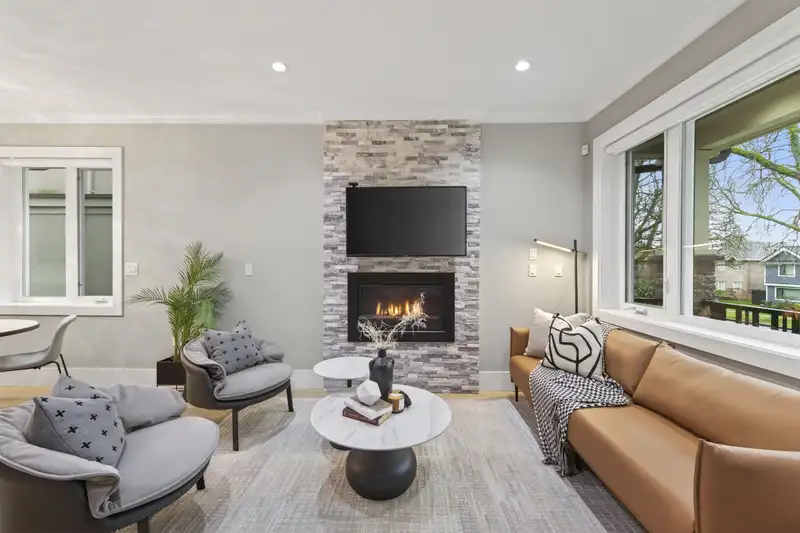 6532 ANGUS DRIVE - photo 2 of 39