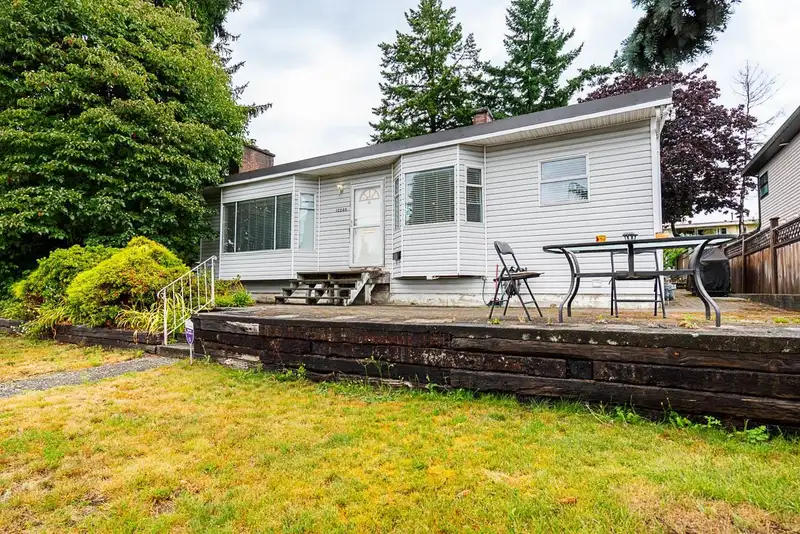 10286 127 STREET - photo 2 of 24