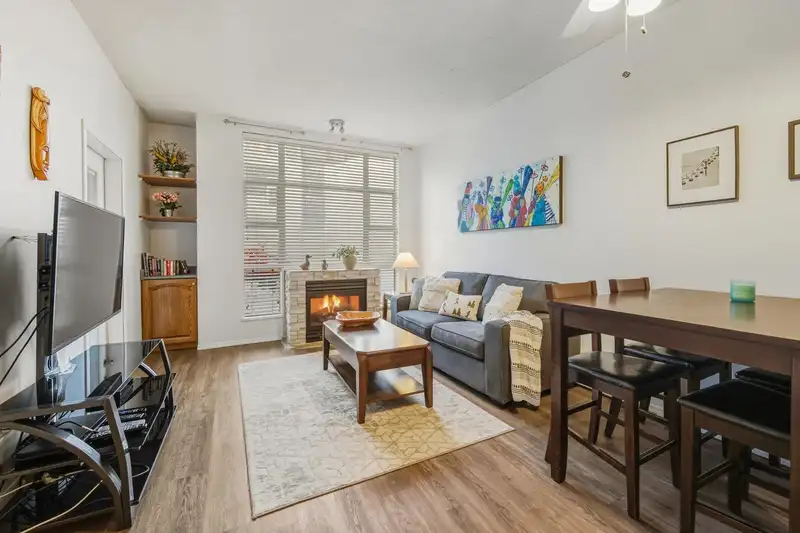 106 4573 CHATEAU BOULEVARD - photo 2 of 19