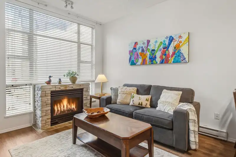 106 4573 CHATEAU BOULEVARD - photo 3 of 19