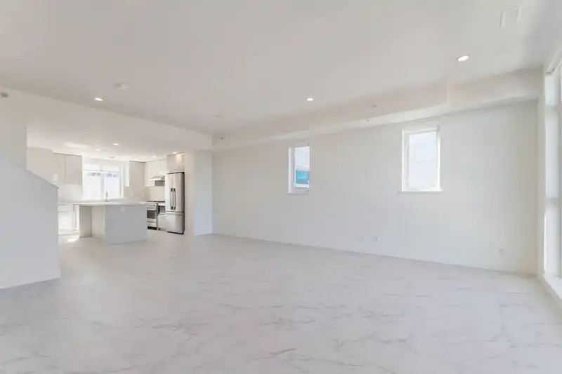 69 10333 RIVER DRIVE - photo 4 of 27