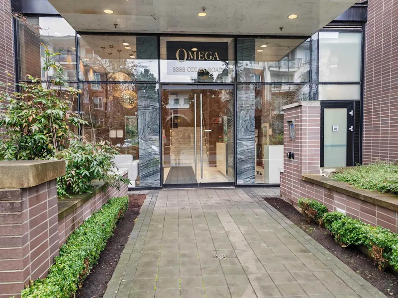 305 9388 ODLIN ROAD - photo 2 of 20