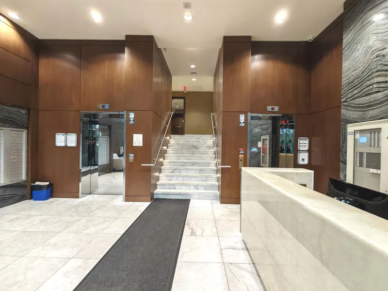 305 9388 ODLIN ROAD - photo 3 of 20