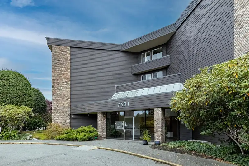 103 7631 STEVESTON HIGHWAY - photo 2 of 33