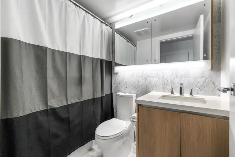 2707 13696 100 AVENUE - photo 4 of 12