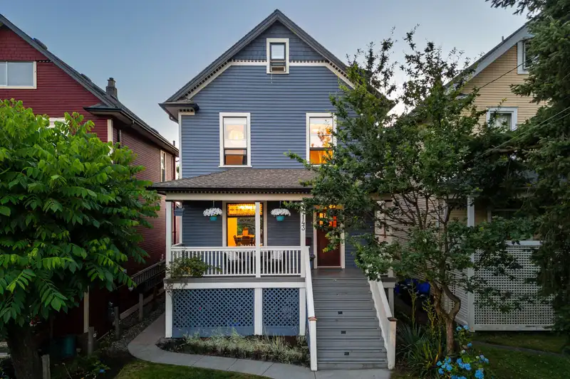 1143 RIDGEWAY AVENUE - photo 1 of 40