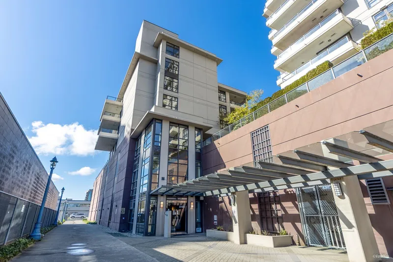 503 8180 LANSDOWNE ROAD - photo 1 of 25