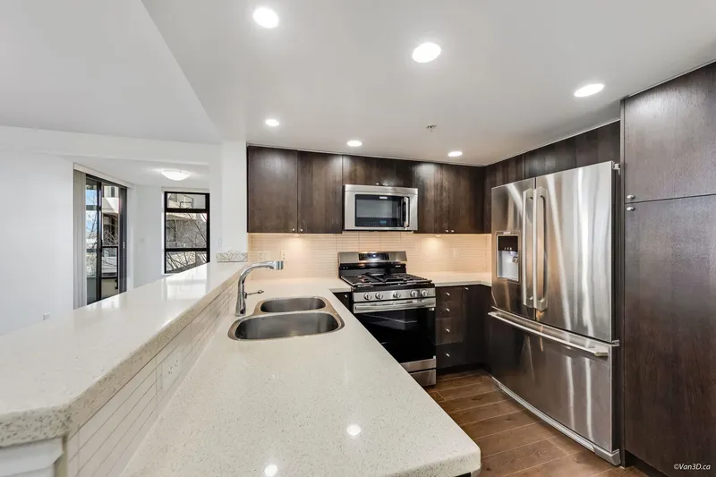 503 8180 LANSDOWNE ROAD - photo 2 of 25