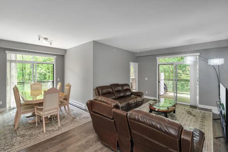 411 14358 60 AVENUE - photo 4 of 24