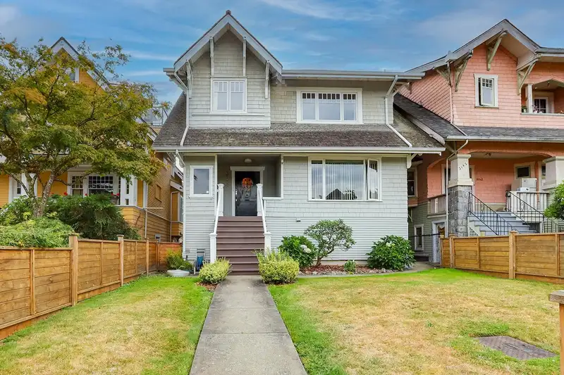 3136 W 2ND AVENUE - photo 1 of 38