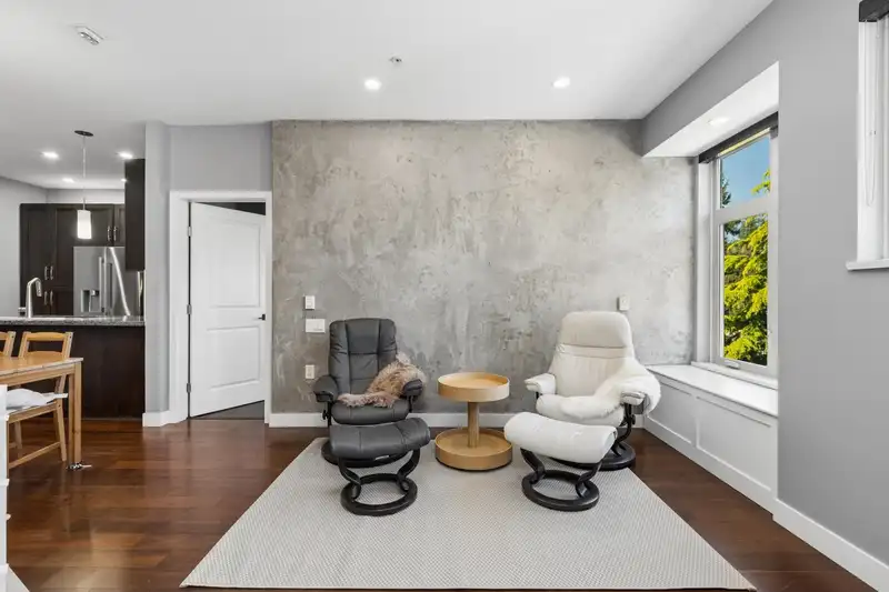 303 116 W 23RD STREET - photo 4 of 36