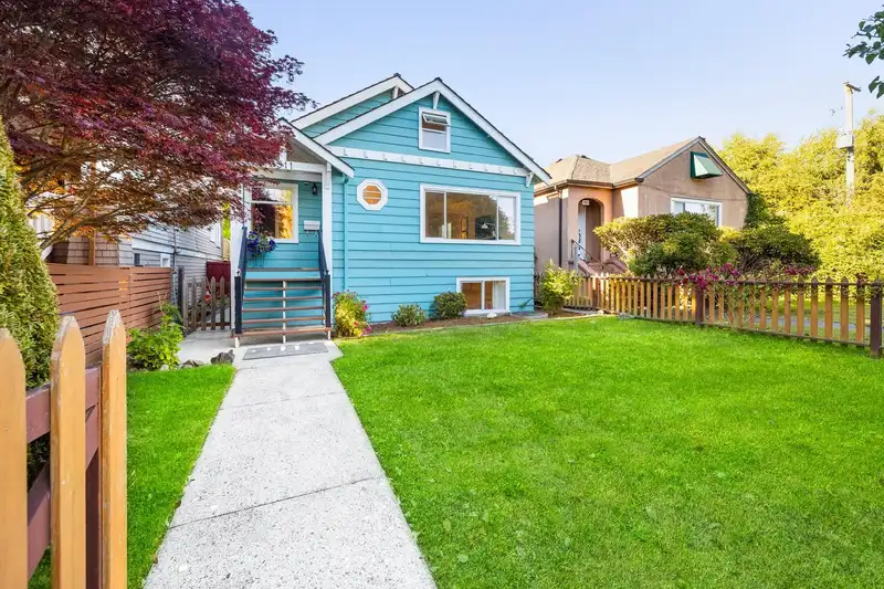 3311 W 8TH AVENUE - photo 1 of 40