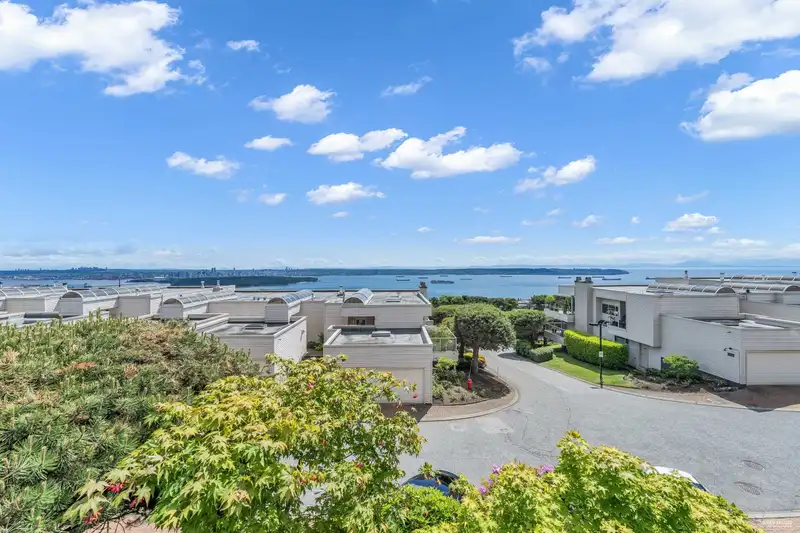 111 2274 FOLKESTONE WAY - photo 1 of 26
