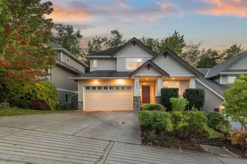 5583 THOM CREEK DRIVE - photo 1 of 39