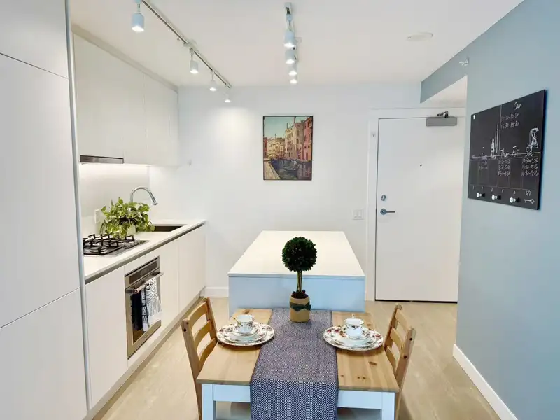 1407 908 QUAYSIDE DRIVE - photo 1 of 17