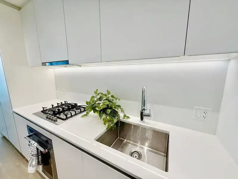 1407 908 QUAYSIDE DRIVE - photo 3 of 17