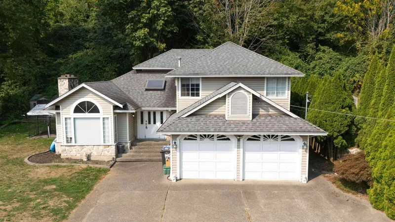 35805 OLD YALE ROAD - photo 1 of 15