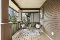 1383 TRAFALGAR STREET - thumbnail 2