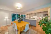 18 2214 FOLKSTONE WAY - thumbnail 17