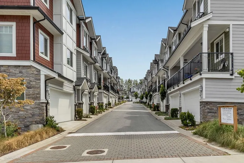 11 6188 141 STREET - photo 2 of 25