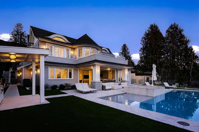 2531 NELSON AVENUE - photo 1 of 25