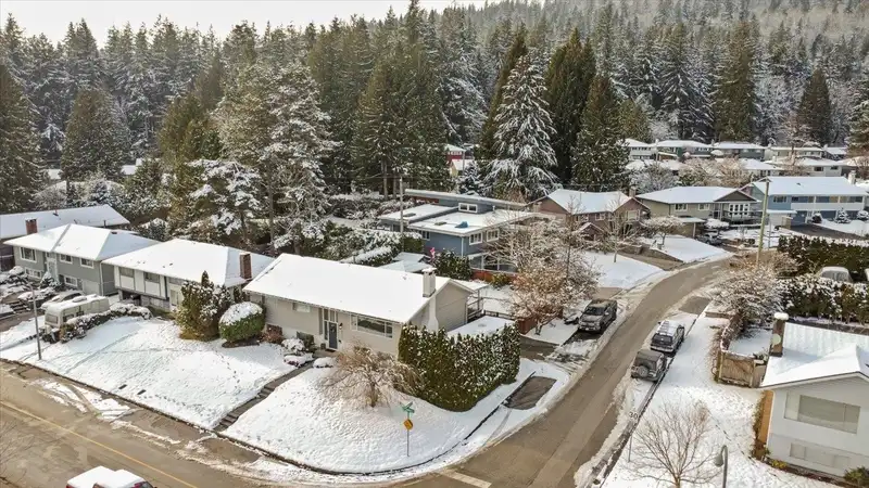 883 GLENCOE DRIVE - photo 2 of 36