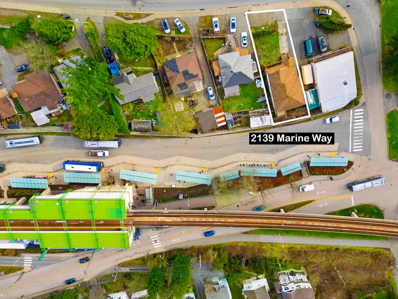 2139 MARINE WAY - photo 2 of 15