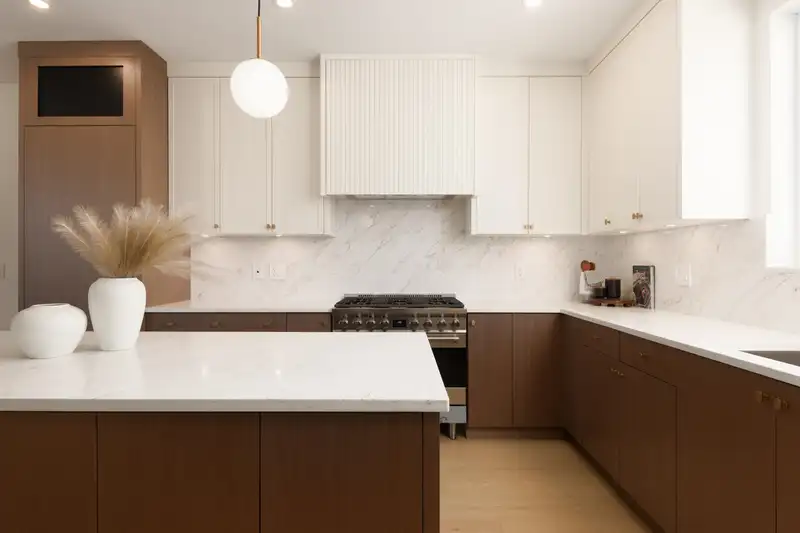 1 6525 DUFFERIN AVENUE - photo 2 of 26