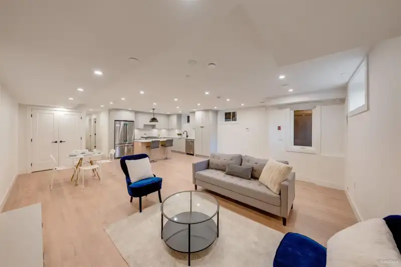 1 6136 IRMIN STREET - photo 1 of 19