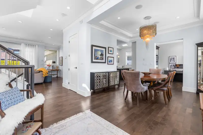 17365 3A AVENUE - photo 3 of 40